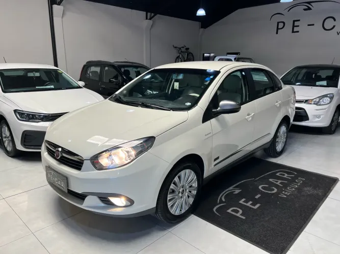 Fiat Grand Siena Essen.sublime Dual. 1.6 Flex 2015