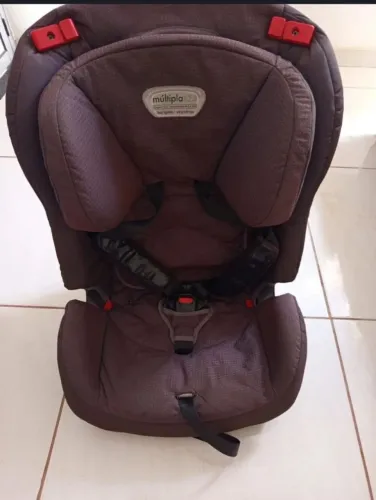 Cadeirinha assento infantil para carro 