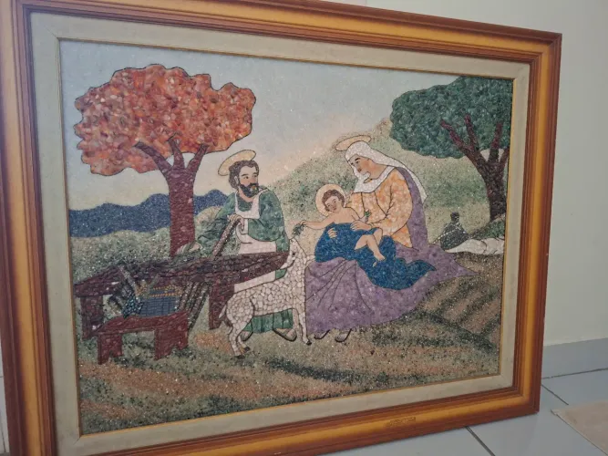 Quadro Sagrada Família em pedra naturais.