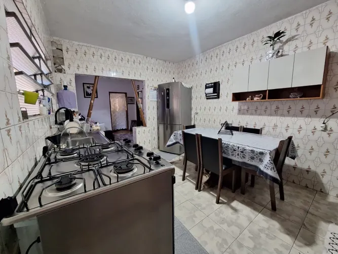 Terreno 250m² para investimento - 2 casas alugadas | Taubaté