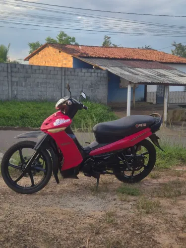Moto crypton t115 bem conservada pedal partida elétrica