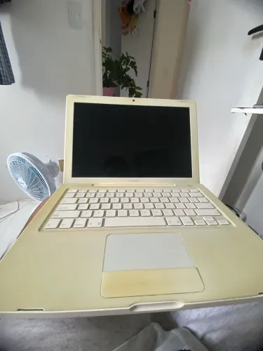MacBook