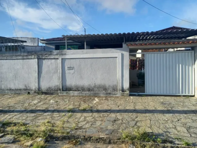 Casa com 4 dormitórios à venda, 120 m² por R$ 220.000,00 - Funcionários - João Pessoa/PB