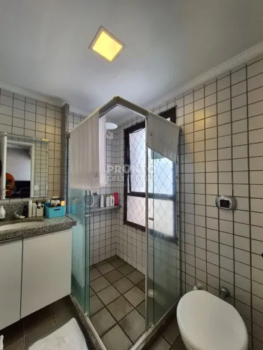 Apartamento com 4 quartos em Aflitos