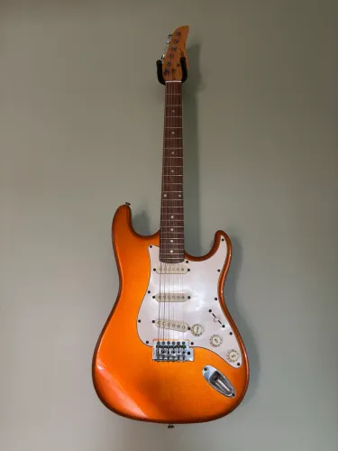 Guitarra Condor