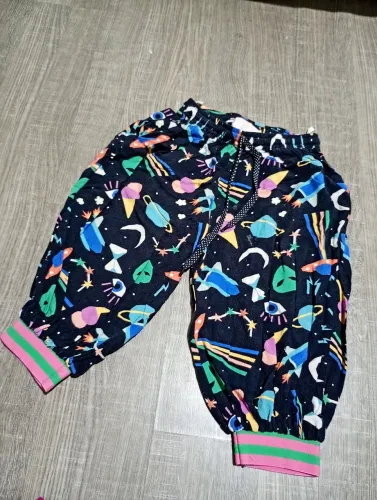 Calça baggy Fábula, estampa divertida, 2 anos