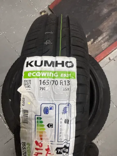 Pneu Aro 13 Kumho 165/70R13 79T ES31