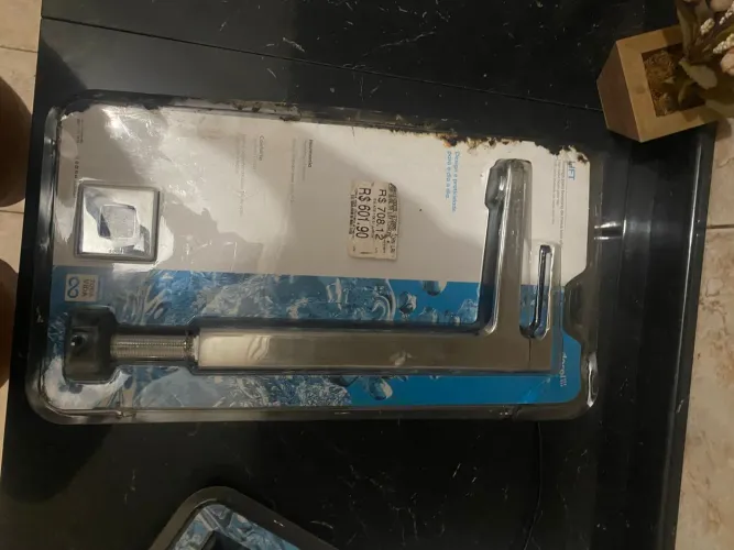 Torneira misturado em aço inox para banheiro com bancada