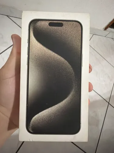 Caixa do iPhone 15 PRO MAX