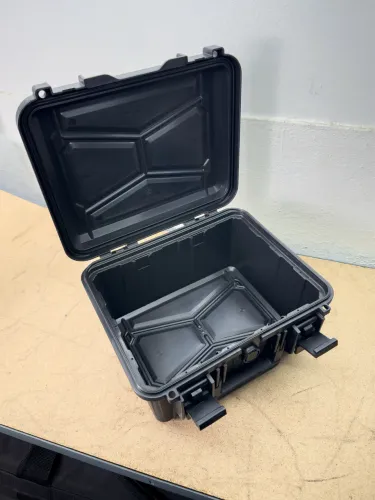 Hard case estilo Pelican italiana
