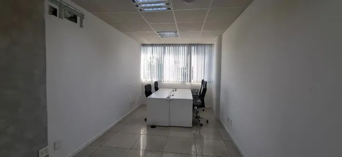 Sala Comercial para Alugar no Corporate Park