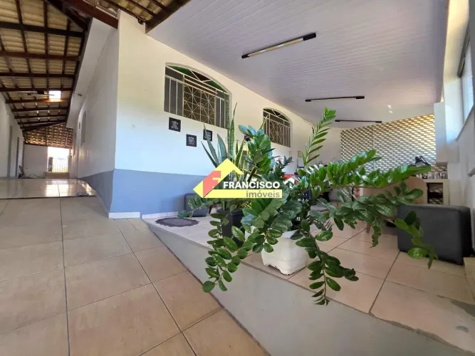 Casa à venda, 3 quartos, 2 vagas, São Roque - Divinópolis/MG