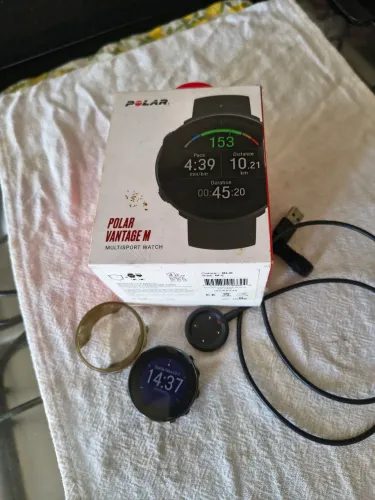 Polar Vantage M - botão voltar ruim, de resto impecável. Funciona perfeitamente, na caixa
