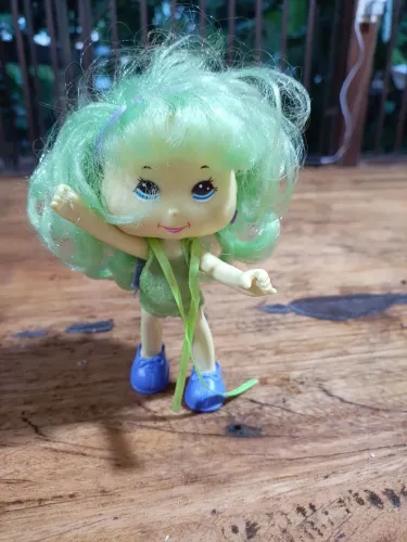 Boneca Moranguinho limãozinho estrela 