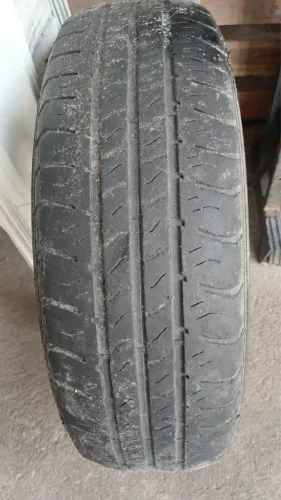 Pneu 165 70 13