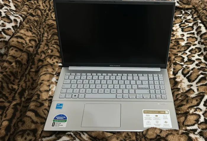 Notebook a venda 1 mês de uso 