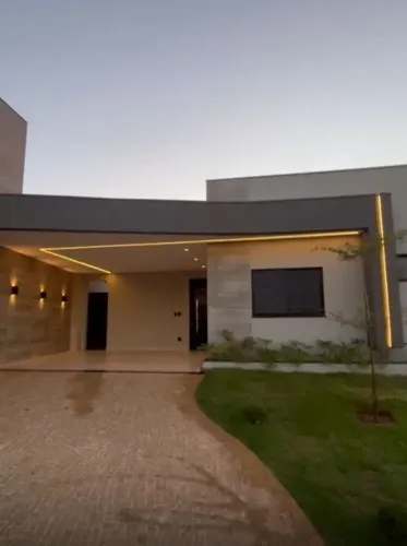 Casa Térrea à venda Condomínio Valência - Ilha Gracia