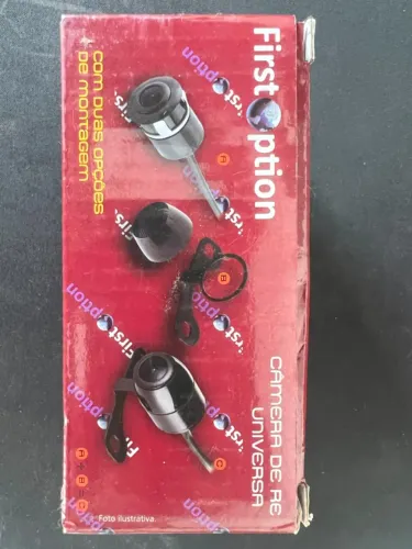 Câmera de Ré Universal First Option para Carros | Dupla Opção de Montagem | Visão Ampla e