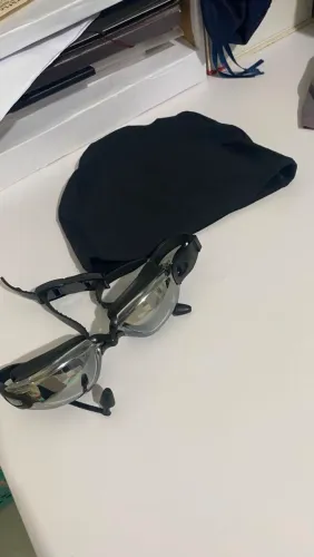 Óculos de natação+ Touca os dois são novos