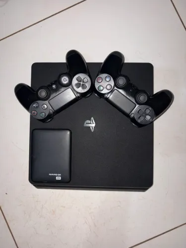 Ps4 slim 500gb + HD 1TB, console completo