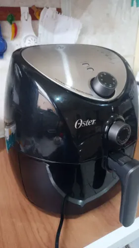 Vendo airfrayer OSTER 3,5 lts e batedeira philco .