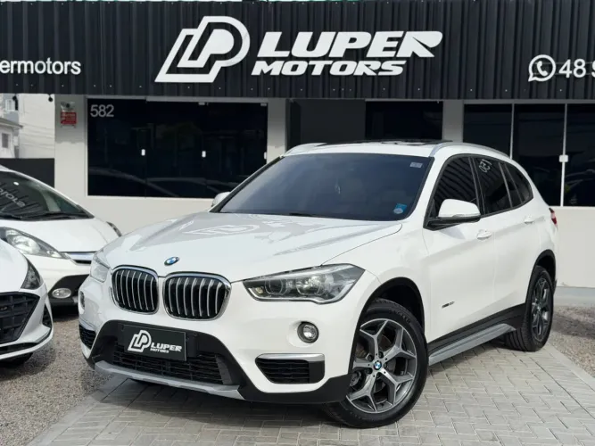 BMW X1 Sdrive 20I X-line 2.0 TB Active Flex 2018
