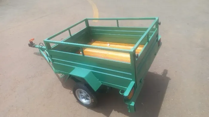 Reboque Motinha Feito na Solda MIG 110 x 90