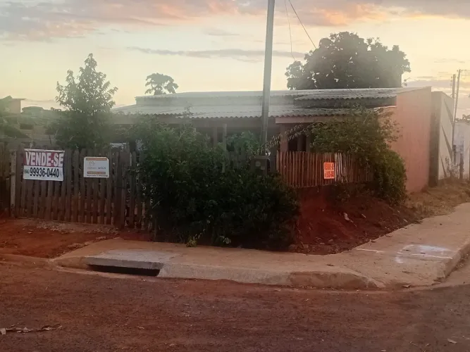Vendo Casa no Centro de Feliz Natal, Mato Grosso