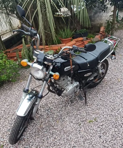 Intruder Suzuki 125 2009