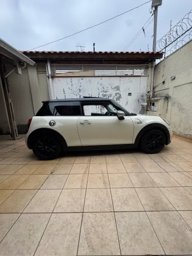 Mini Cooper S 2.0 Turbo 16V 3P Aut. 2015