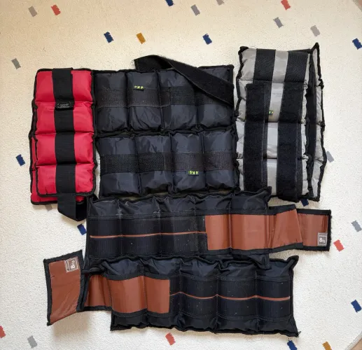 Conjunto de caneleiras 3K por 60, 4k por 80, 5k por 100, 8k por 160 reais 