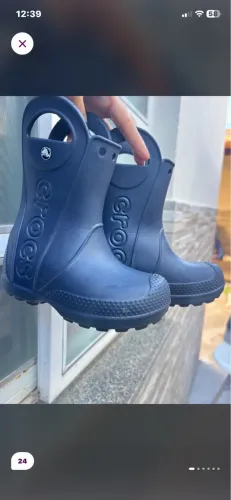 Bota crocs C9