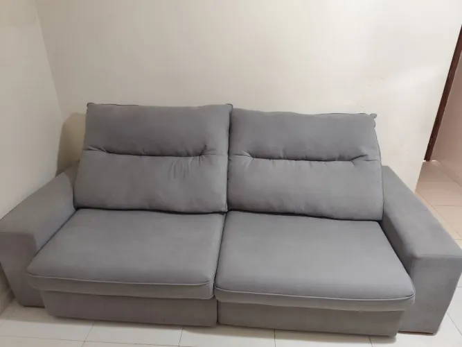 Sofá cama super confortável reclinável retrátil 4 lugares ótimo estado 