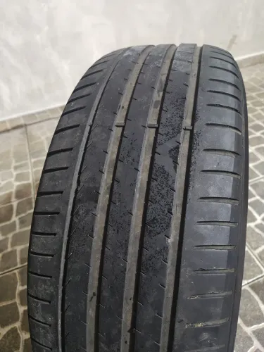 Pneu Pirelli scorpion 235/55/19