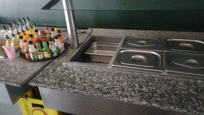 Buffet self-service para restaurante e refeitório 