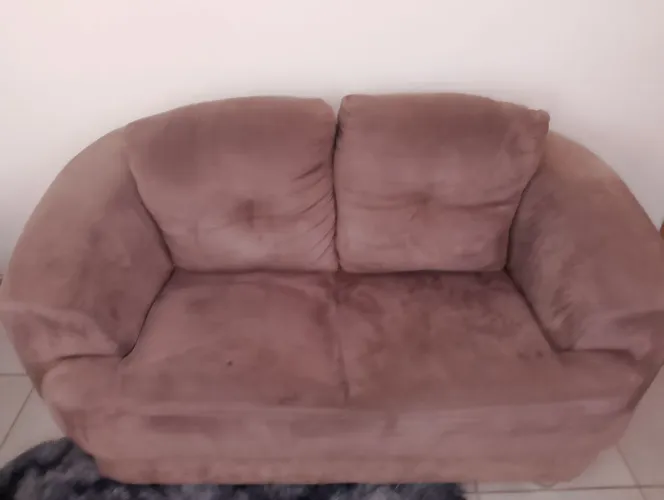 Doa-se sofá 2 lugares usado