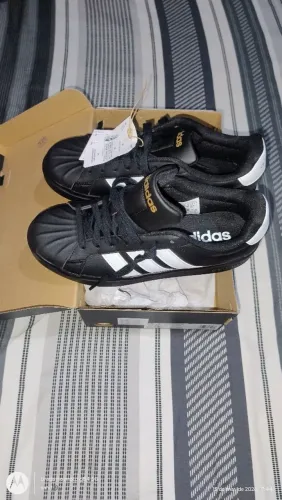02 tênis originais 01 tênis Adidas 39 / 01 Tênis Puma 42
