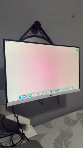 MAC MINI M2 256gb 8RAM + MONITOR LED CURVO COM ÁUDIO INTEGRADO 100hz (ambos 127/220v)