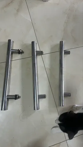 Puxadores de porta de vidro em inox