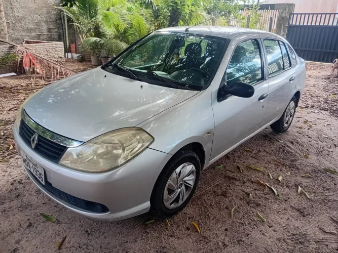 Renault Symbol Expression Hi-flex 1.6 16V 4P 2011