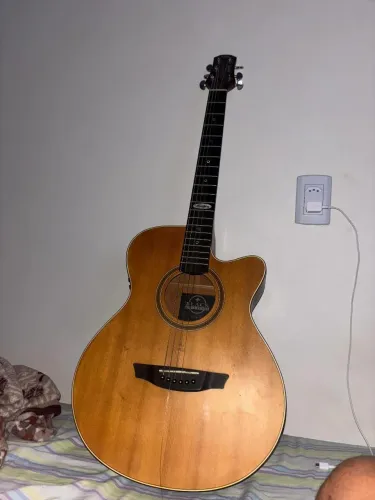 Vendo Violão eletronico stranberg 