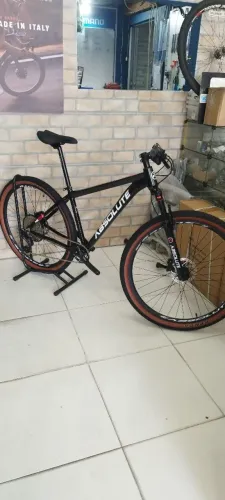 Bicicleta Aro 29 Absolute 12 velocidades e freio hidráulico