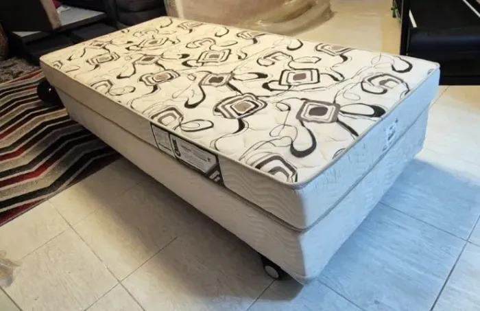 Cama Box ORTOBOM Solteio com rodizio