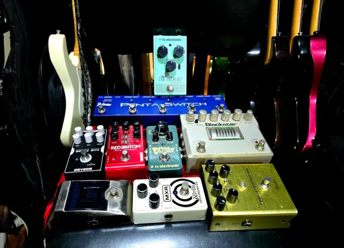pedal guitarra /ñ boss mxr zoom line 6 joyo fire vox fractal fender tc Electronic dunlop