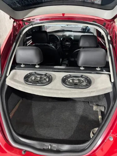 Volkswagen New Beetle 2.0 MI Mec./aut. 2010