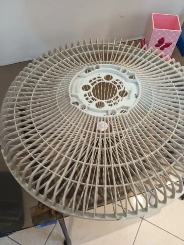 Grade de ventilador Arno 50 cm L descrição