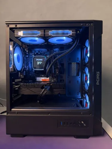 PC Gamer - RYZEN 5 5500, RX 7600 8GB, A520M, 32GB(2X16GB) 512GB NVME, 600W, WC240M
