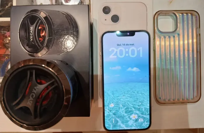 iPhone 13 Rose 128gb + caixa de som Vx case Bluetooth 