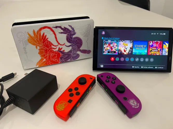 Switch OLED versão Scarlet and Violet + 7 jogos