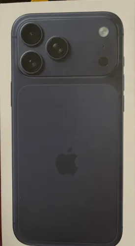 Caixa vazia do iPhone 17 pro max
